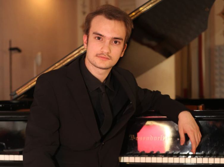 ruggiero-fiorella-pianoforte